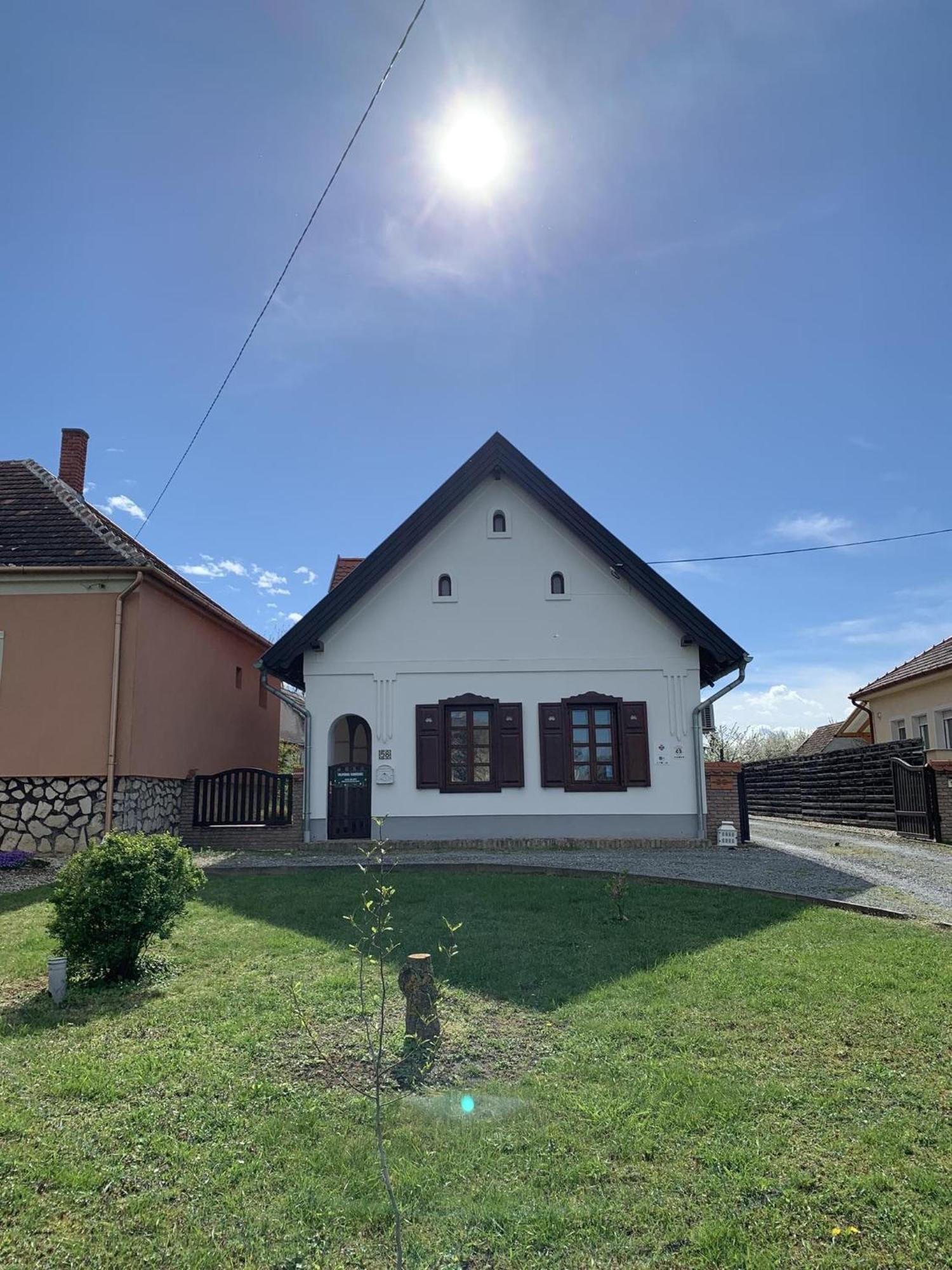 Apartmán Tulipanos Vendeghaz Fertoszentmiklos Exteriér fotografie